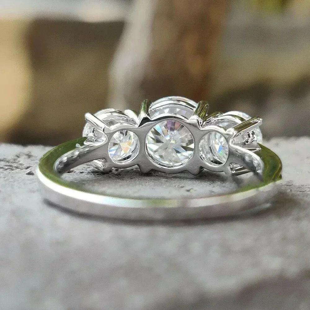 Moissanite Diamond Ring