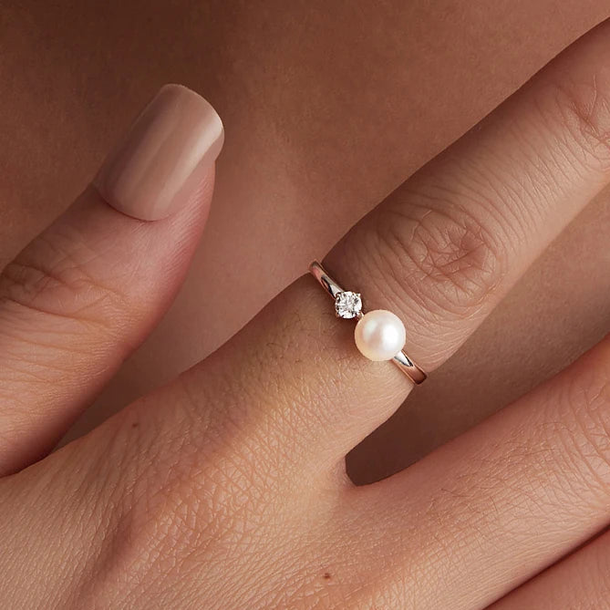 Pearl Moissanite Ring