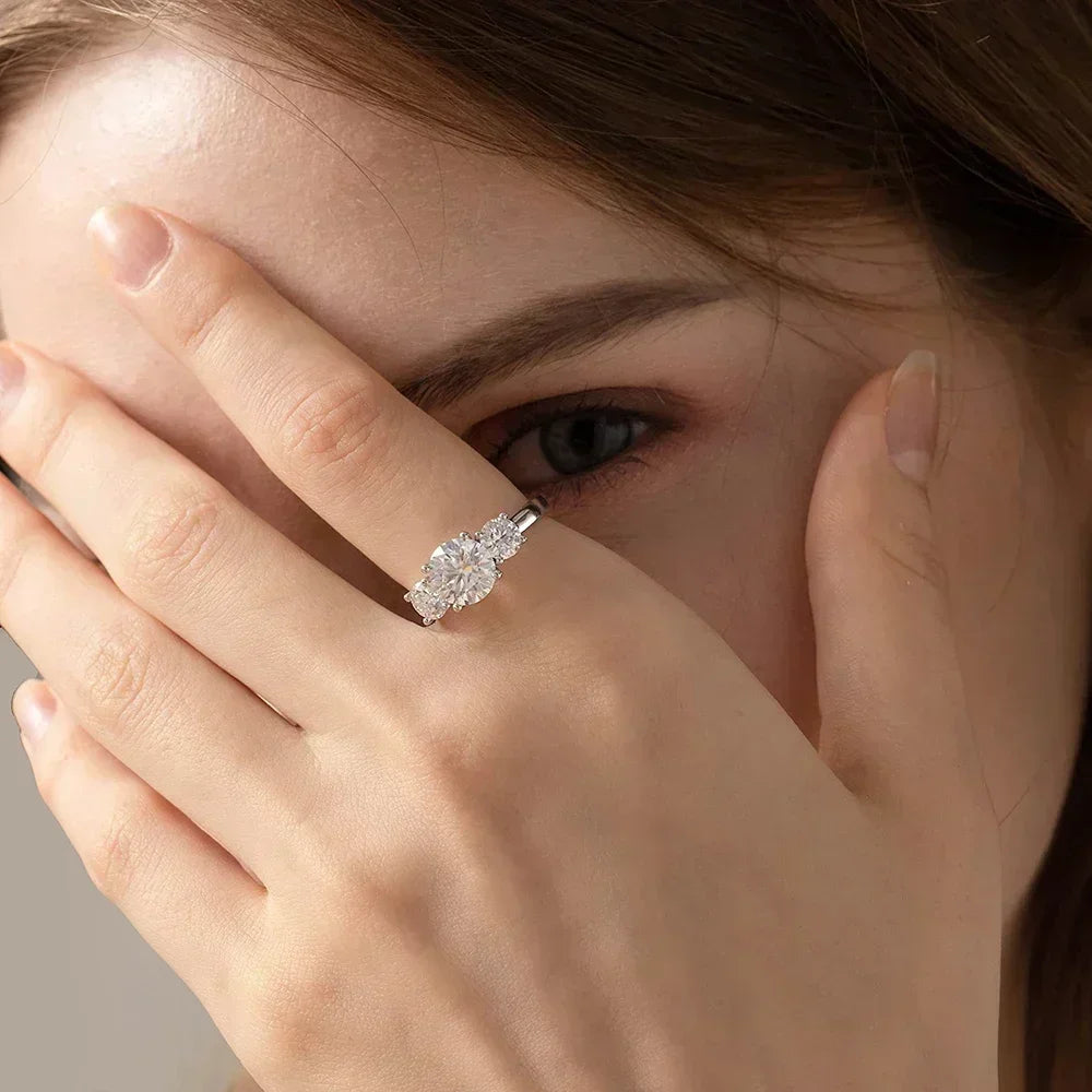 Moissanite Diamond Ring