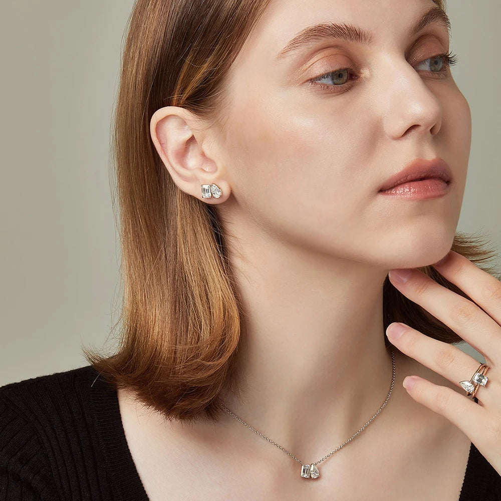 Emerald Pear Cut Moissanite Diamond Pendant Necklace