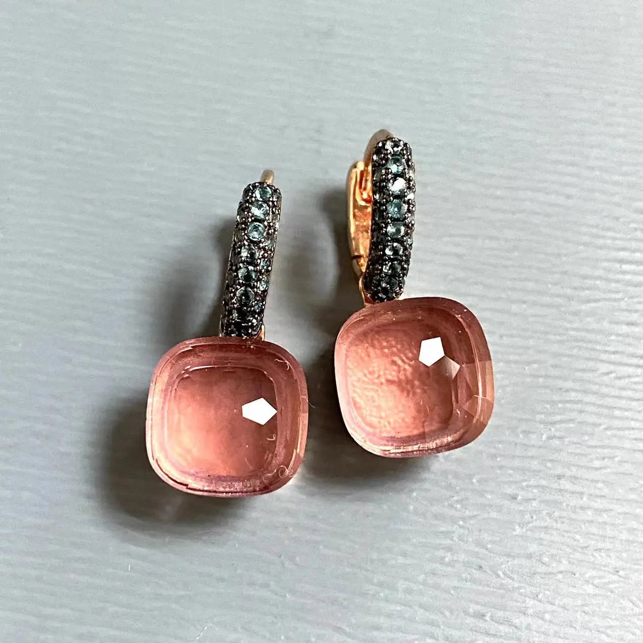 Classic Nudo Earrings